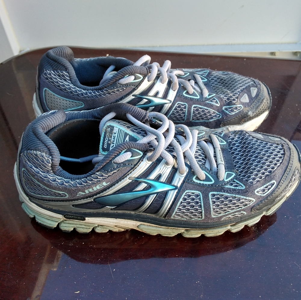 Brooks ariel shoes